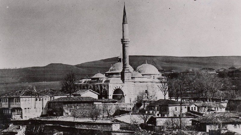 Yıktırılmadan önce mevlevihane binası