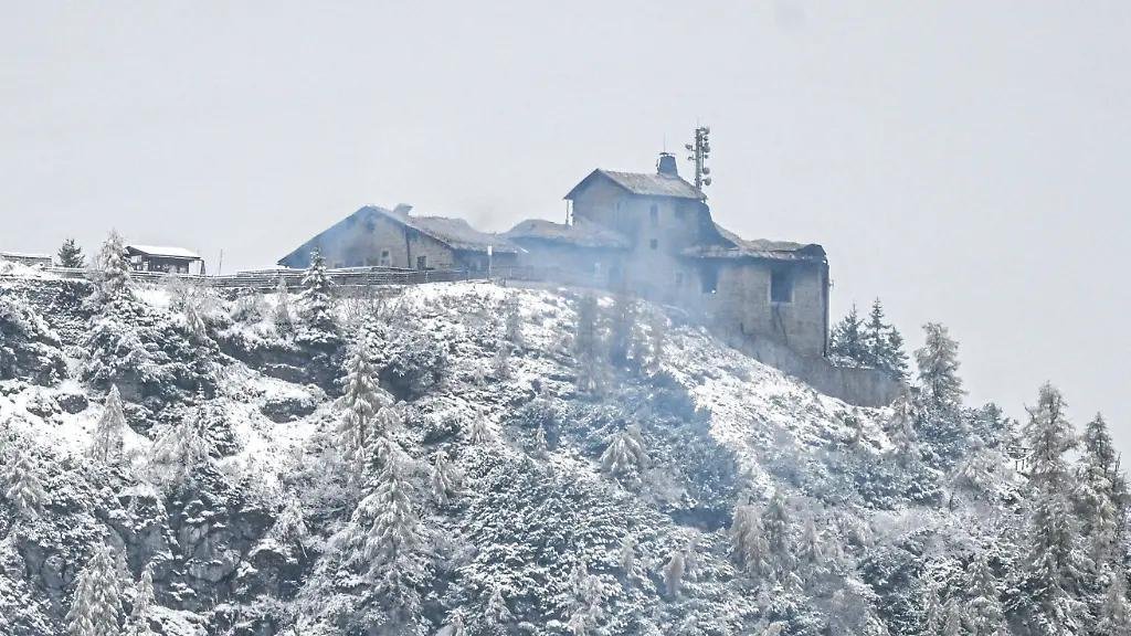 Hitler'in gizemli sığınağında yangın! 200 kişi seferber oldu