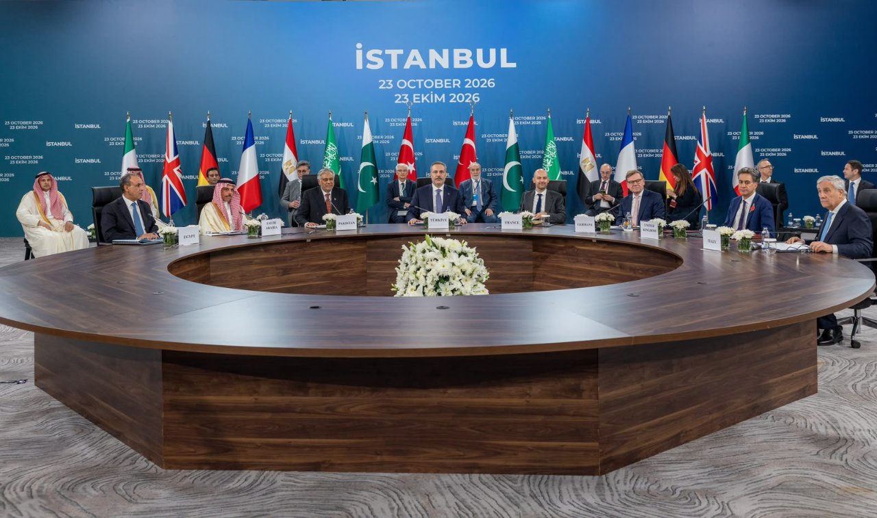 İstanbul'da 8 ülke buluştu! 4 ülkeden ortak bildiri: İsrail işgali bölgedeki istikrarsızlığın temel kaynağı