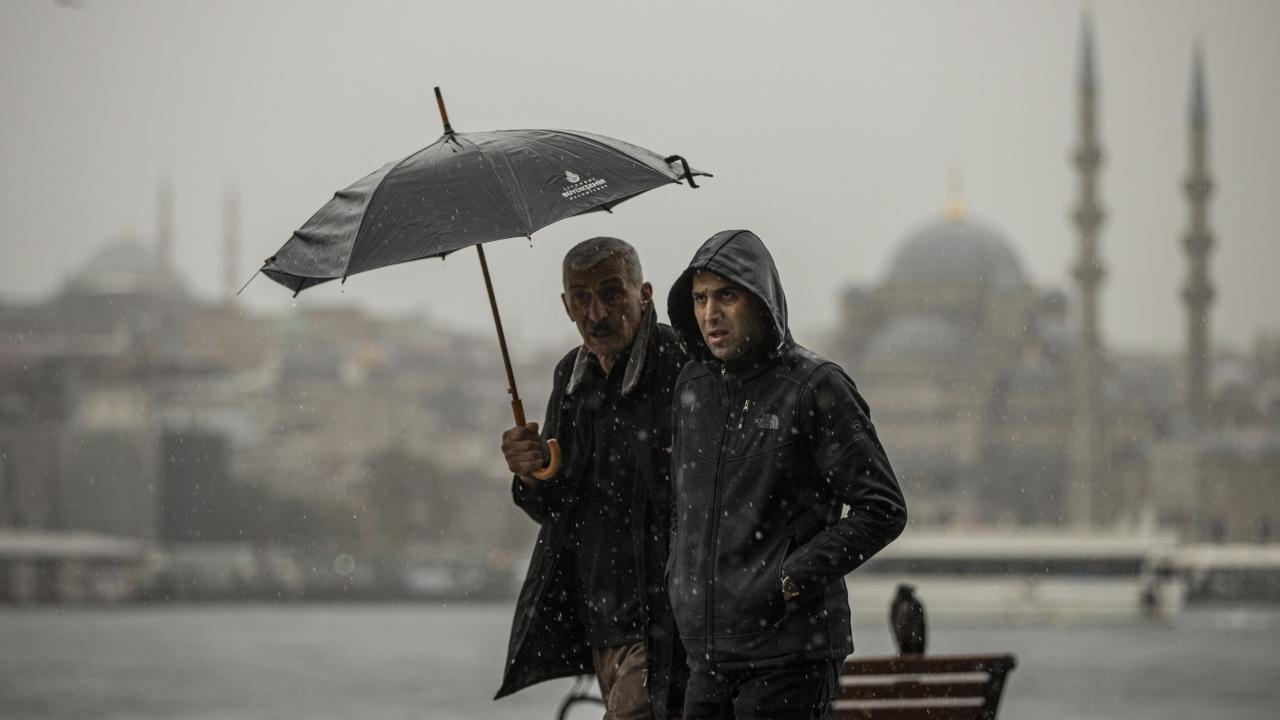 Orhan Şenden sel riskine karşı uyardı: İstanbul için tarih verdi