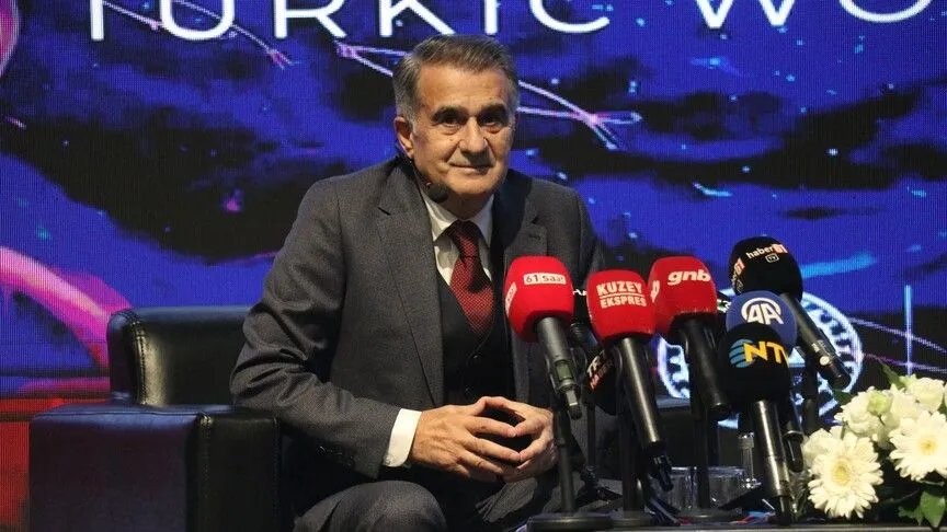 Şenol Güneş, A Milli Takım'ın başında 2002'de Dünya Üçünçülüğü yaşadı.