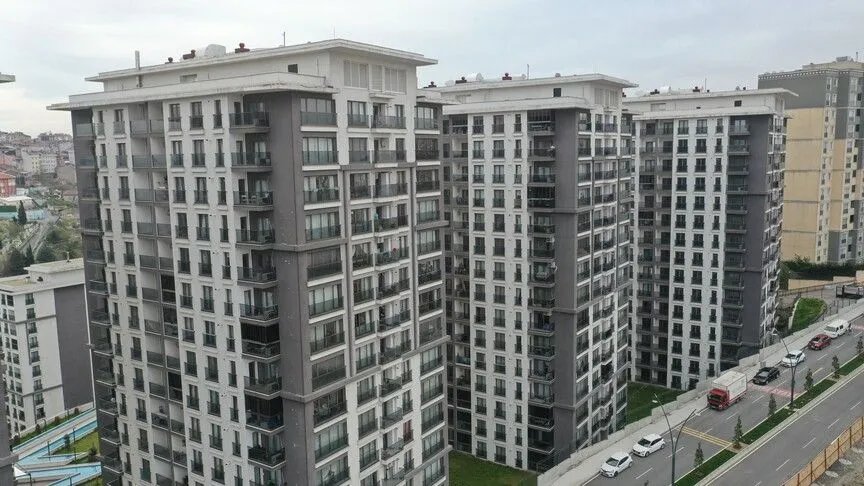 "2026 manipülasyon yılı" diyen İslam Memiş, '2027' senaryosunu anlattı