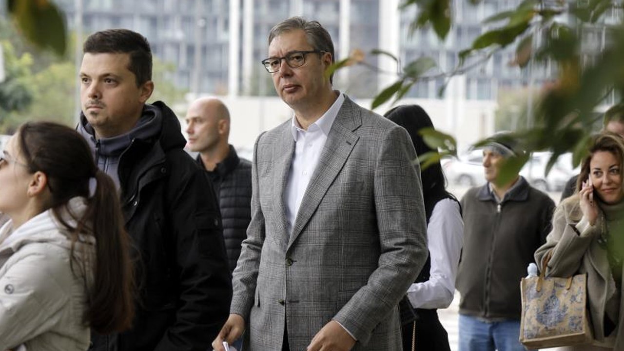 Vucic seçim yenilgisini kabul etti