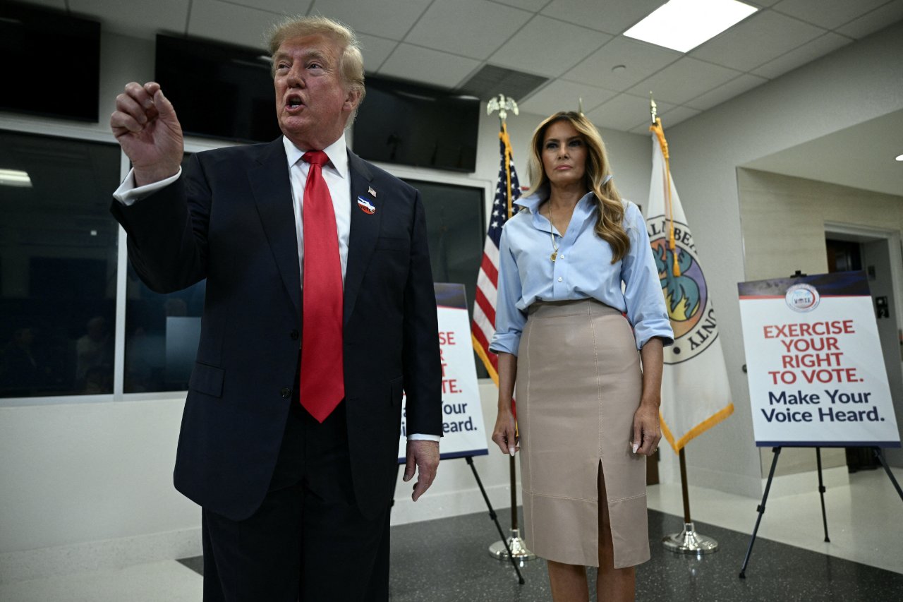 Trump, Floridada oy kullandı! Gözler 3 Kasımda