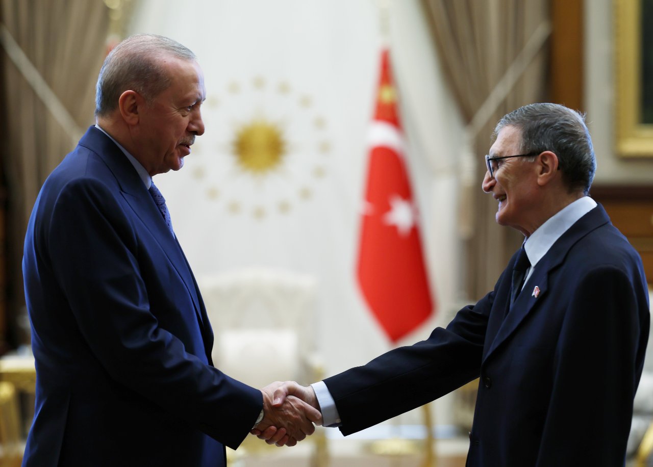 Cumhurbaşkanı Erdoğan, Nobel ödüllü bilim insanı Prof. Dr. Aziz Sancar'ı kabul etti