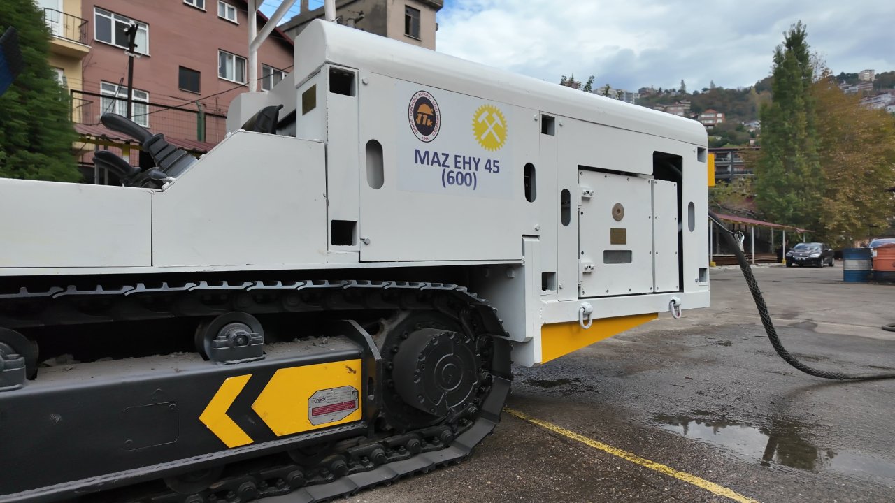 Pahalı gelince kendileri geliştirdi! 500 bin dolarlık ithal ürünü yarı fiyatına ürettiler