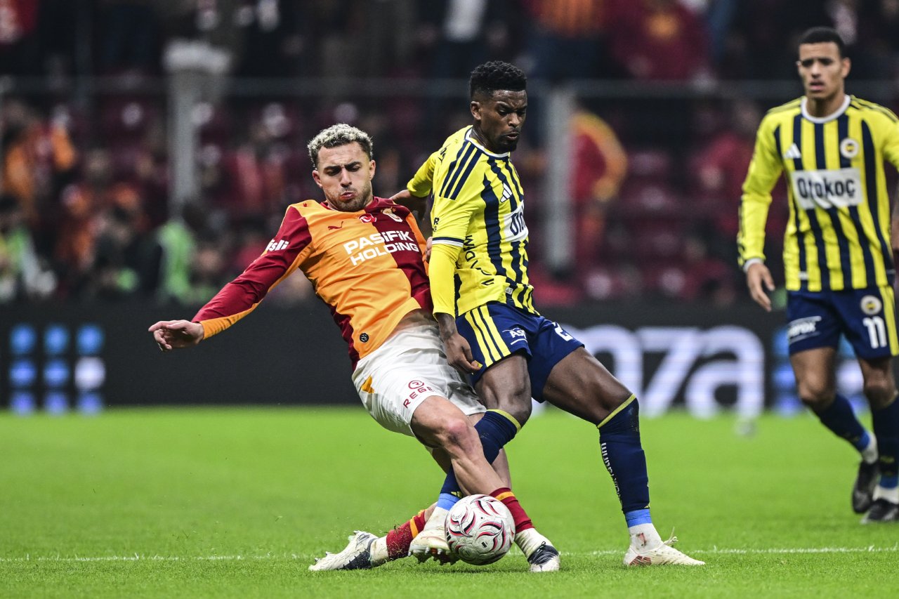 Fenerbahçe, 16 puanla 5'inci sırada bulunuyor.