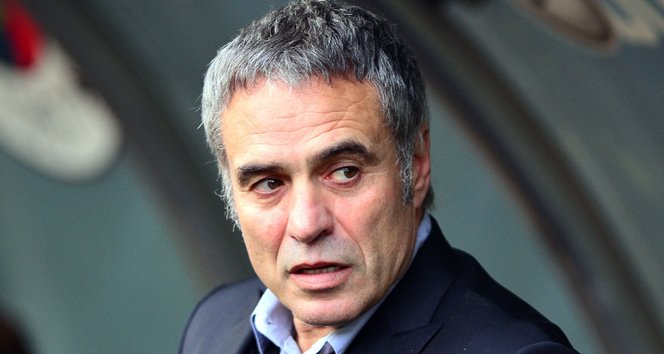 Ersun Yanal, Fenerbahçe'de Süper Lig şampiyonluğu yaşadı.