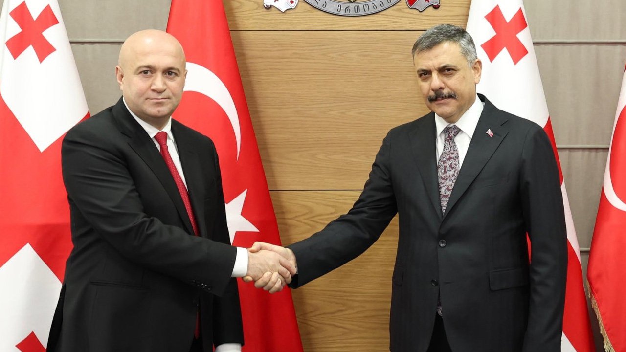 Gürcistan'dan Türkiye'ye iade süreci hızlandı! Rakamı Bakan Çiftçi açıkladı