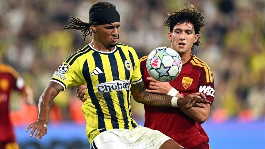 Şampiyonlar Ligi'nde Roma ile sahasında 1-1 berabere kalan fenerbahçe, Aston Villa'ya deplasmanda 6-0 yenildi.