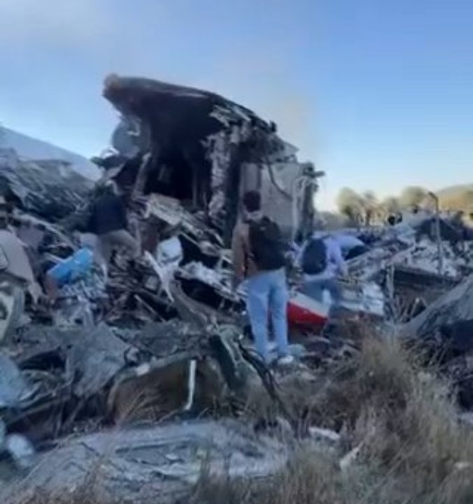İspanyada tren kazası! En az 10 ölü, çok sayıda yaralı var