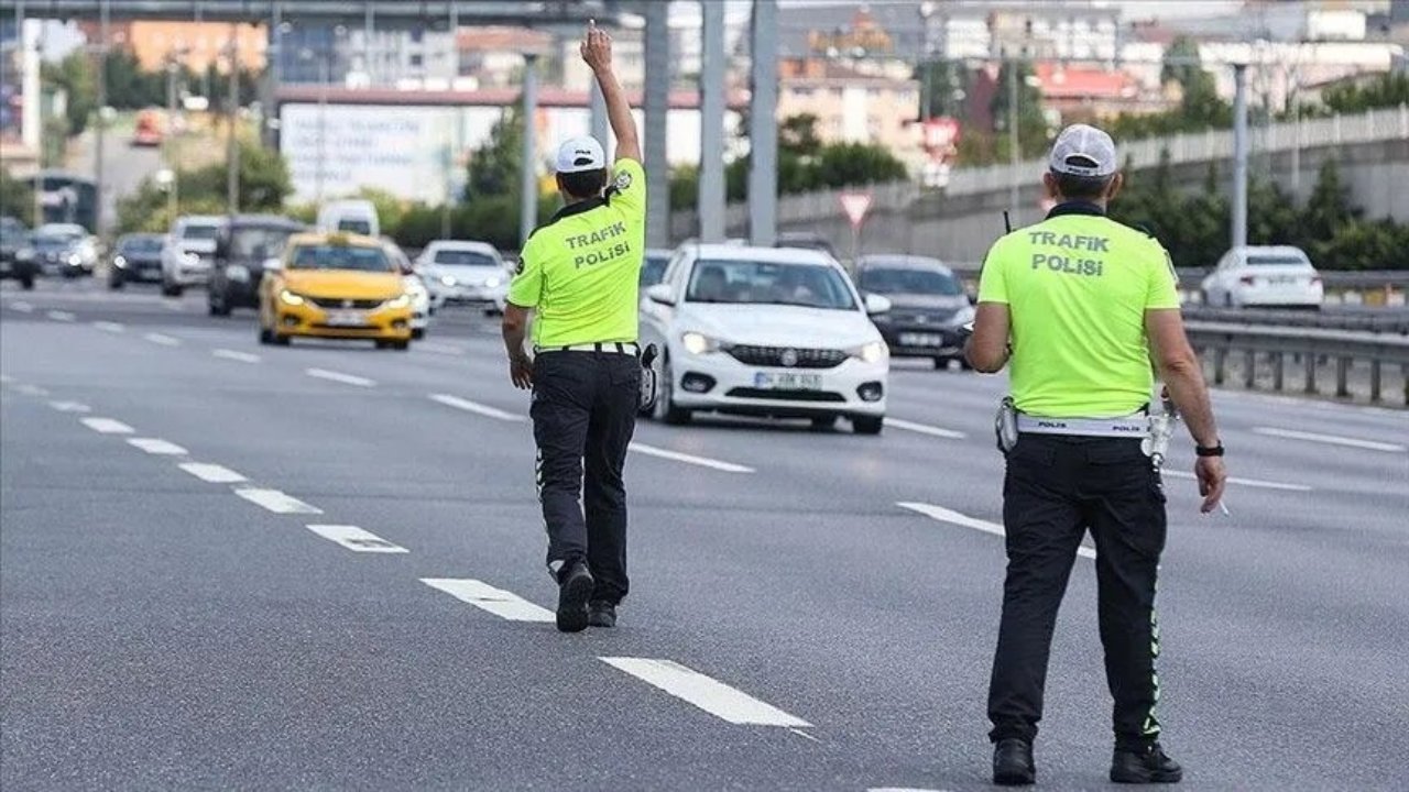 İstanbulda bazı yollar kapatılacak! Trafiğe 29 Ekim düzenlemesi