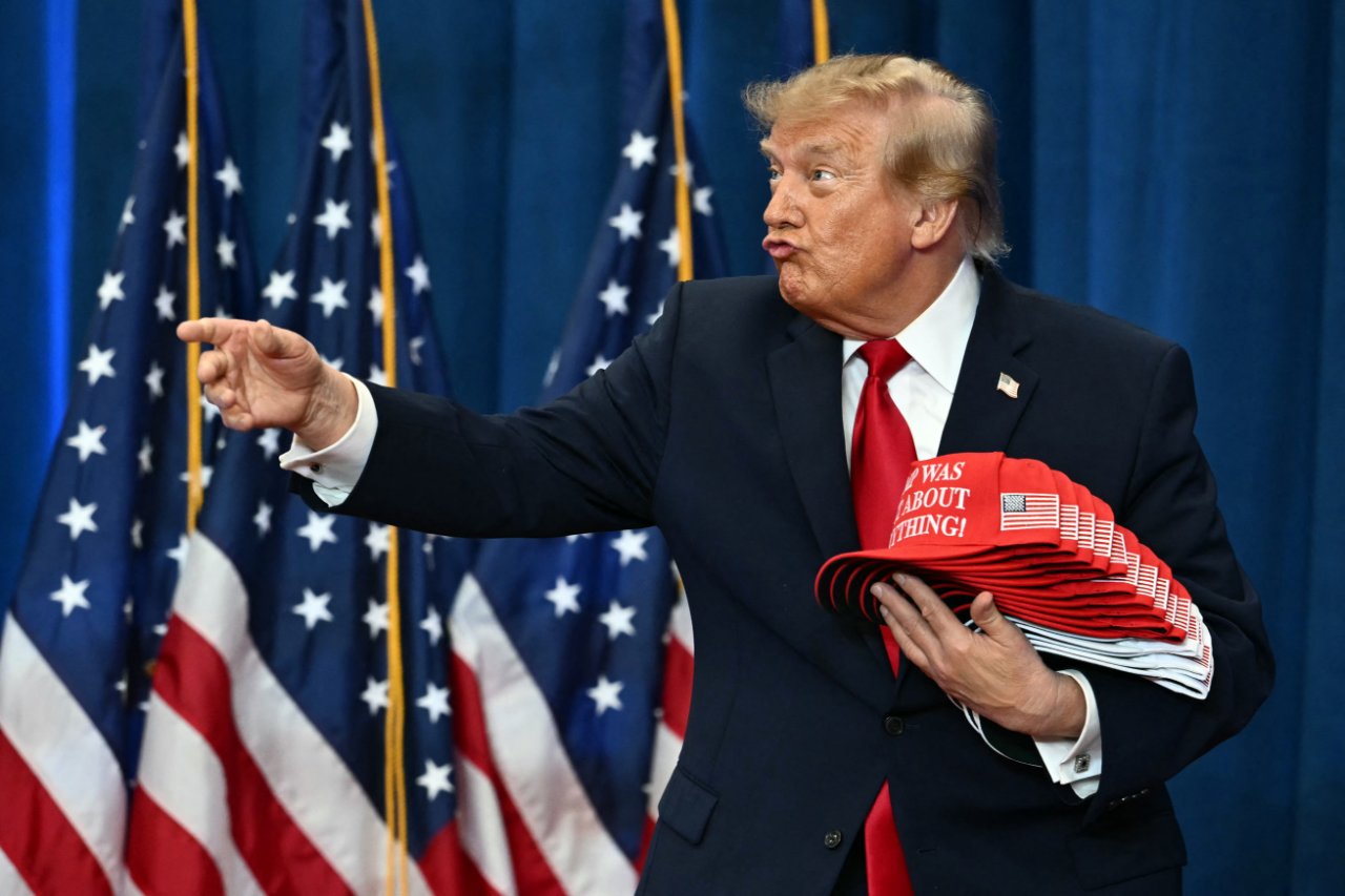 Trump 5 bin doları Mar-a-Lago fiyatlarıyla anlattı:  Hamburger bile alamayabilirsiniz