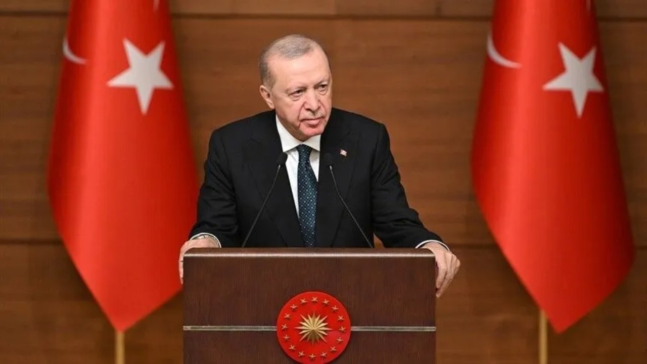 "GÜÇLÜ GELECEĞE İLERLİYORUZ"