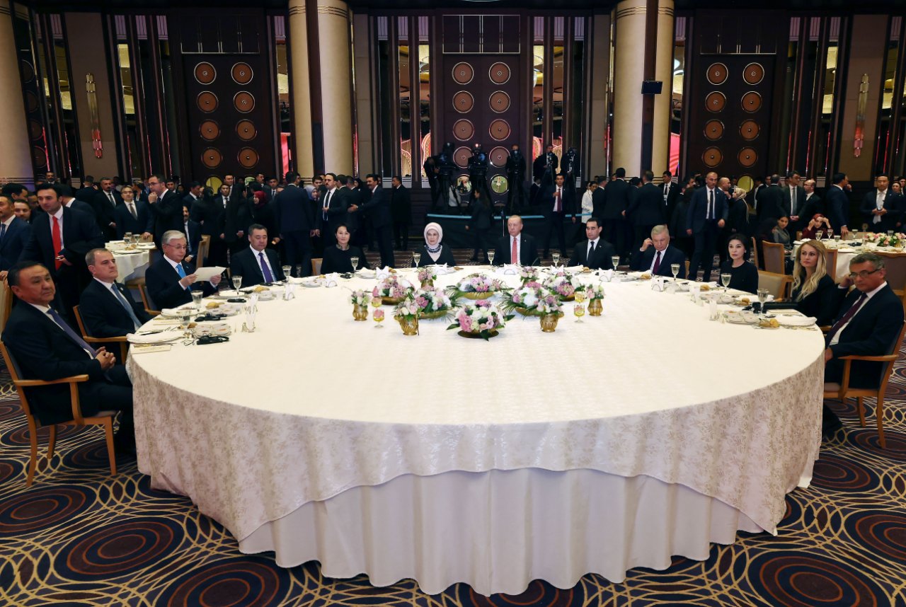 Cumhurbaşkanı Erdoğan'dan Türk dünyasına birlik mesajı: "Önümüzdeki yüzyılı Türk asrı yapacağız"