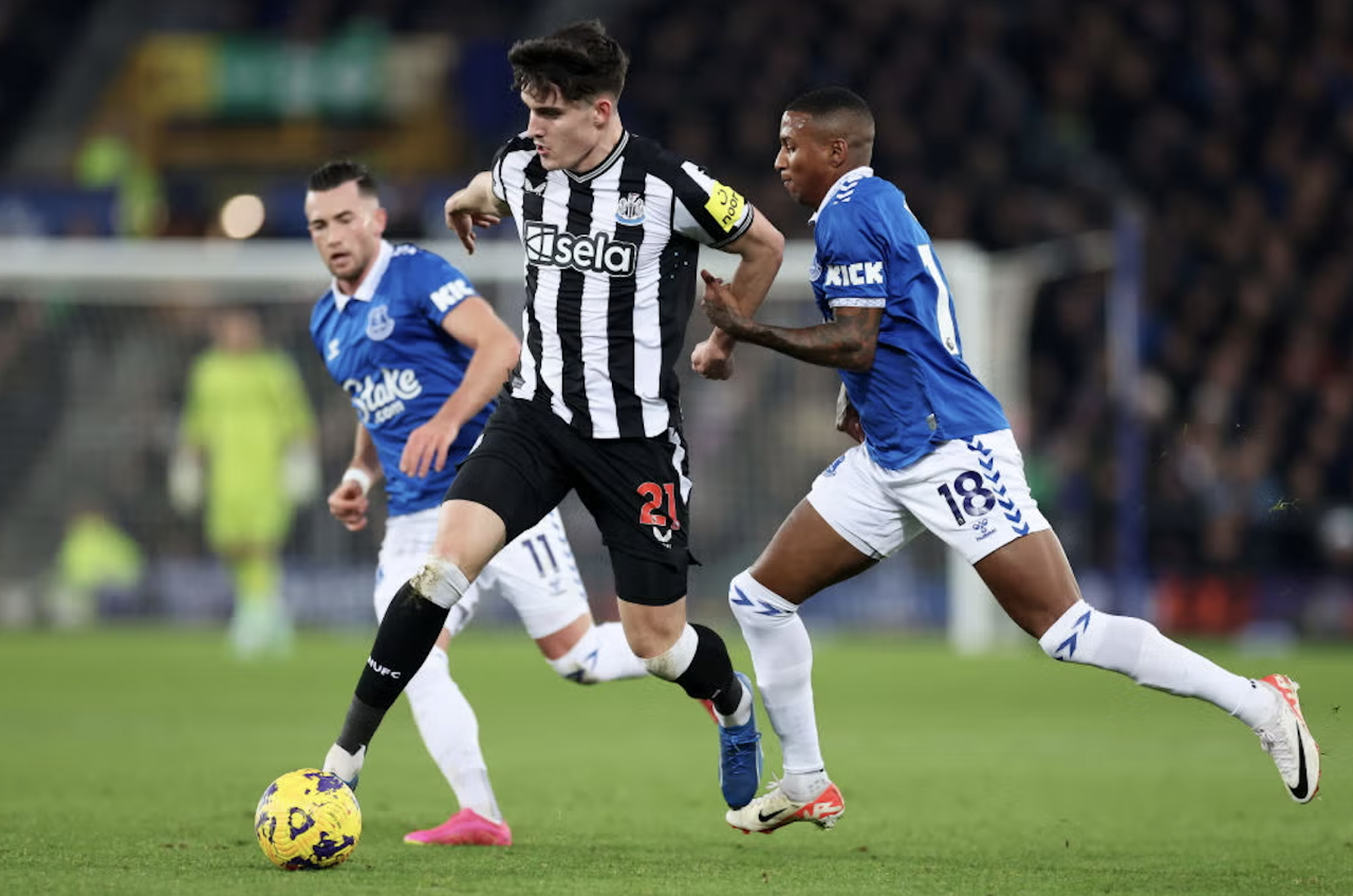 Everton - Newcastle maçı hangi kanalda, saat kaçta canlı yayınlanacak?