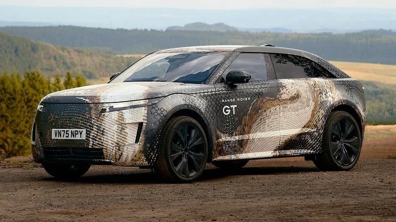 Range Rover GT Nürburgring’e çıktı: SUV markasından elektrikli grand tourer