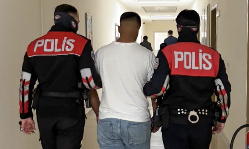Yaşının 3 katı suç kaydı var! 4 il, 65 ayrı dosya, hepsinin sebebi hırsızlık: 17 yaşındaki şüpheli parkta yakalandı