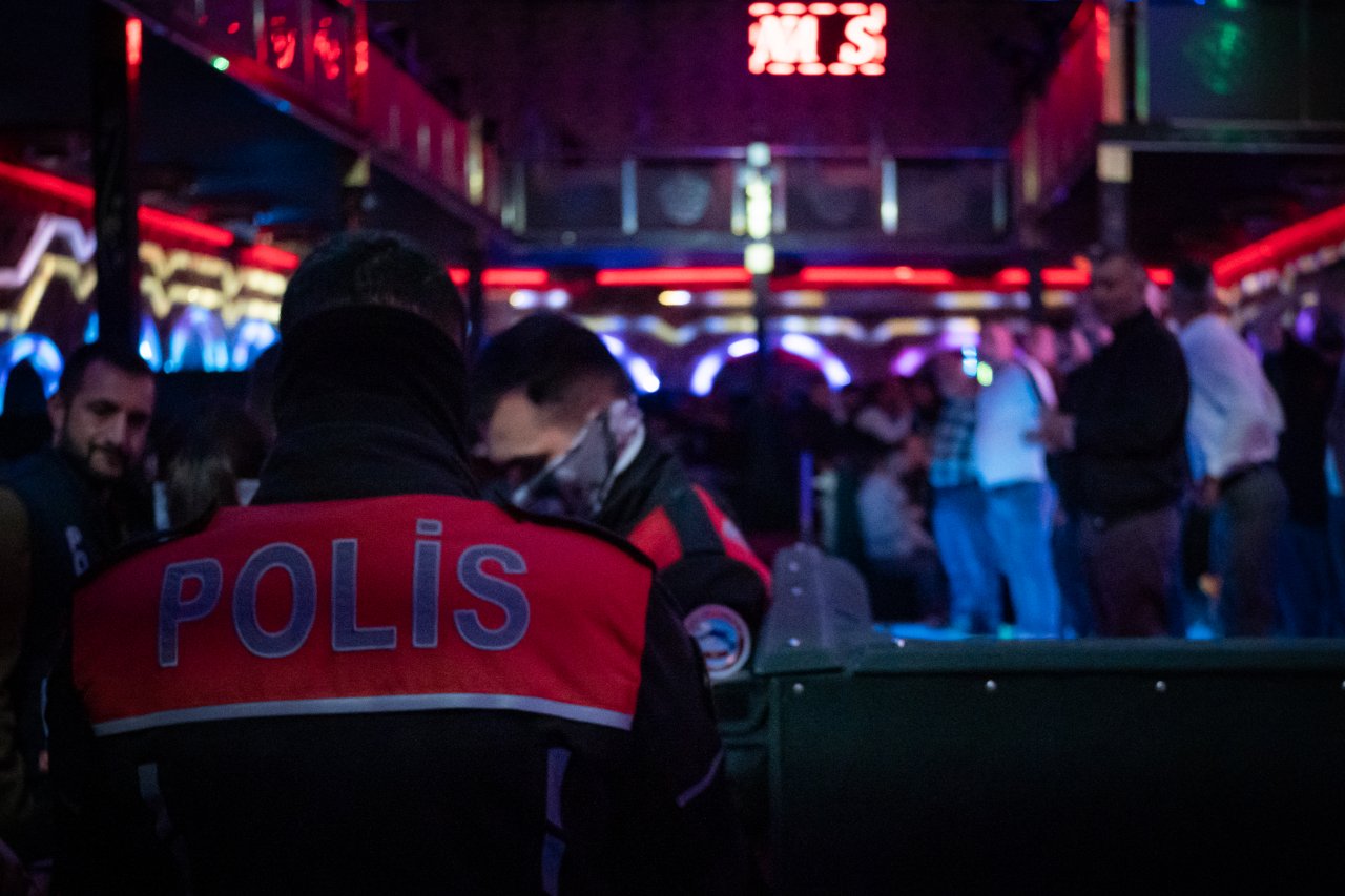 Ankara'da eğlence mekanlarına operasyon: Çok sayıda gözaltı var