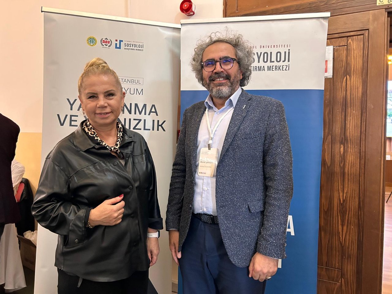 Dijital yaşlılar geliyor! Yalnız yaşlıya sosyal medya çözümü