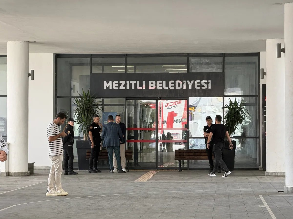 Mezitli’de imar ve rüşvet iddiaları: Başkan Yardımcısı Atilla Küsbeci ile eşi aynı dosyada