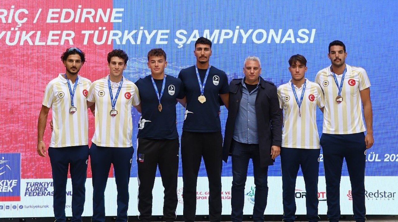 TED Edirne sporcuları, düzenlenen şampiyonada altın madalya kazandı.