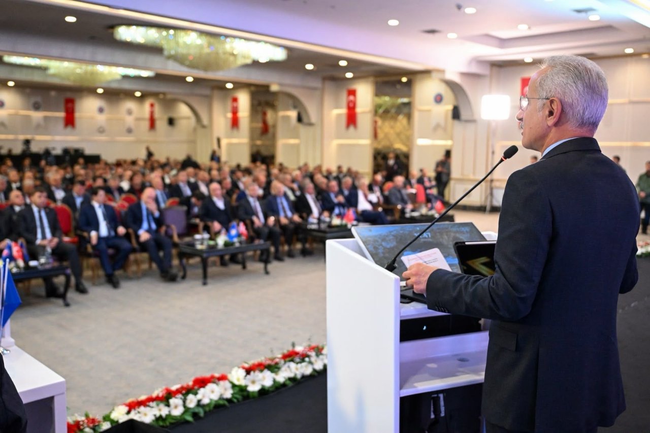 Bakan Uraloğlu açıkladı: Otoyol ağı 3 bin 848 kilometreye ulaştı