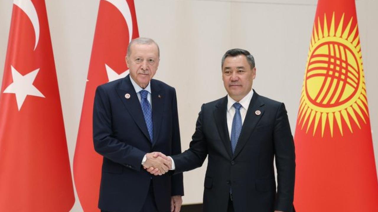 Kırgızistan Cumhurbaşkanı Sadır Caparov'dan enerjide iş birliğini geliştirme çağrısı: İhlas Holding'i örnek gösterdi