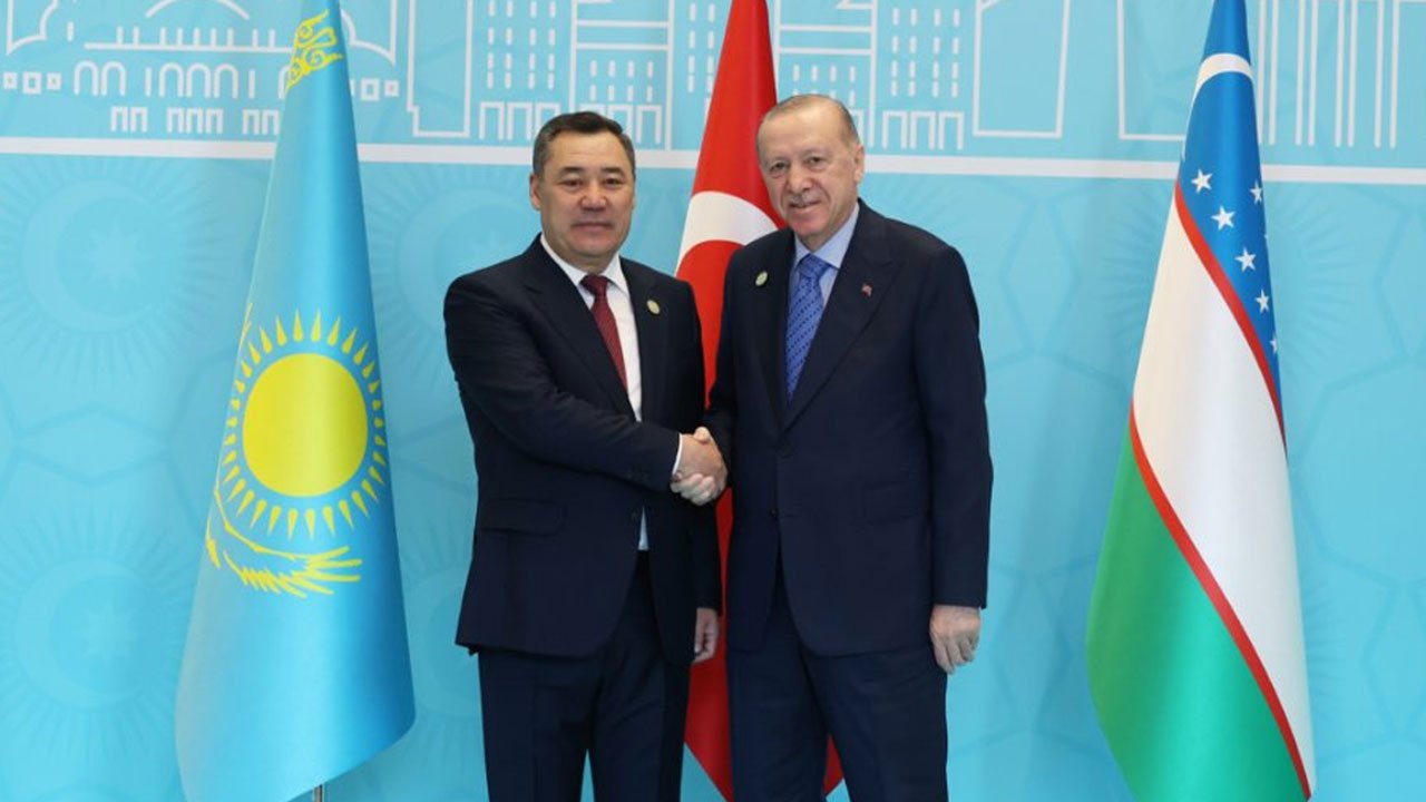 Kırgızistan Cumhurbaşkanı Sadır Caparov'dan enerjide iş birliğini geliştirme çağrısı: İhlas Holding'i örnek gösterdi 
