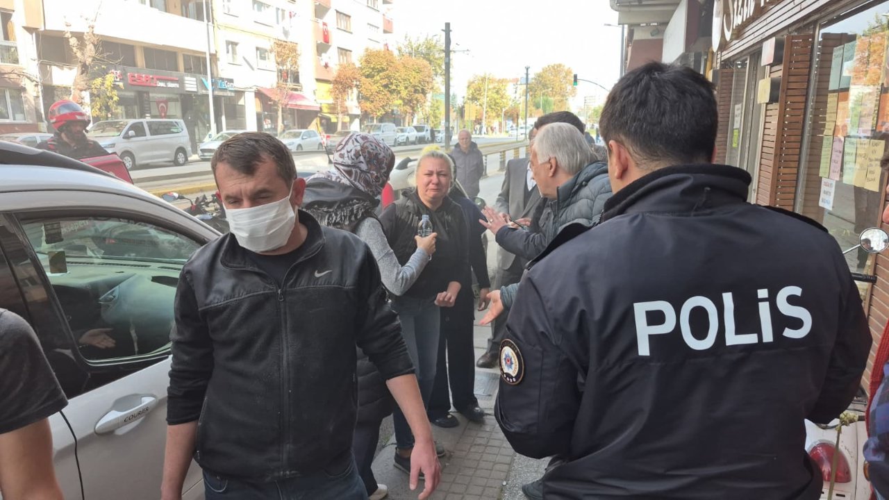 Çiçekçi dükkanında yangın! İşletme sahibi gözyaşlarına boğuldu: Dükkanım gitti
