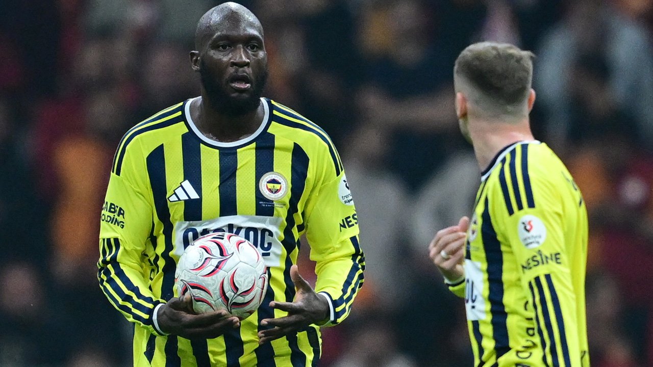 F.Bahçe'de Lukaku gelişmesi: İki kulüp peşinde