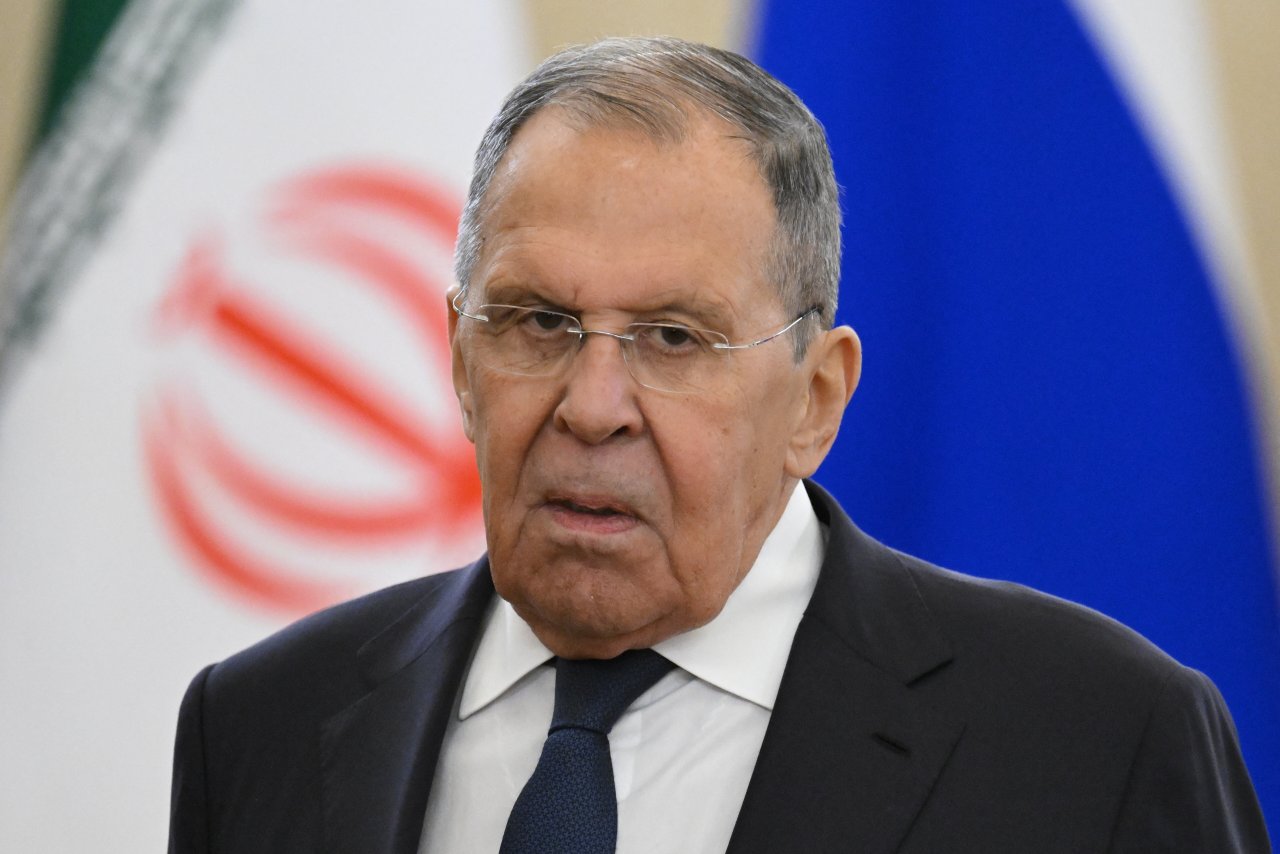 G20'de ‘aile fotoğrafı’ krizi! Avrupalı bakanlar Lavrov'la aynı kareye girmedi