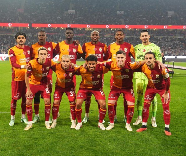 Wilfried Singo, bu sezon 4 maçta 133 dakika süre aldı.  (Fotoğraf: Galatasaray Resmi)