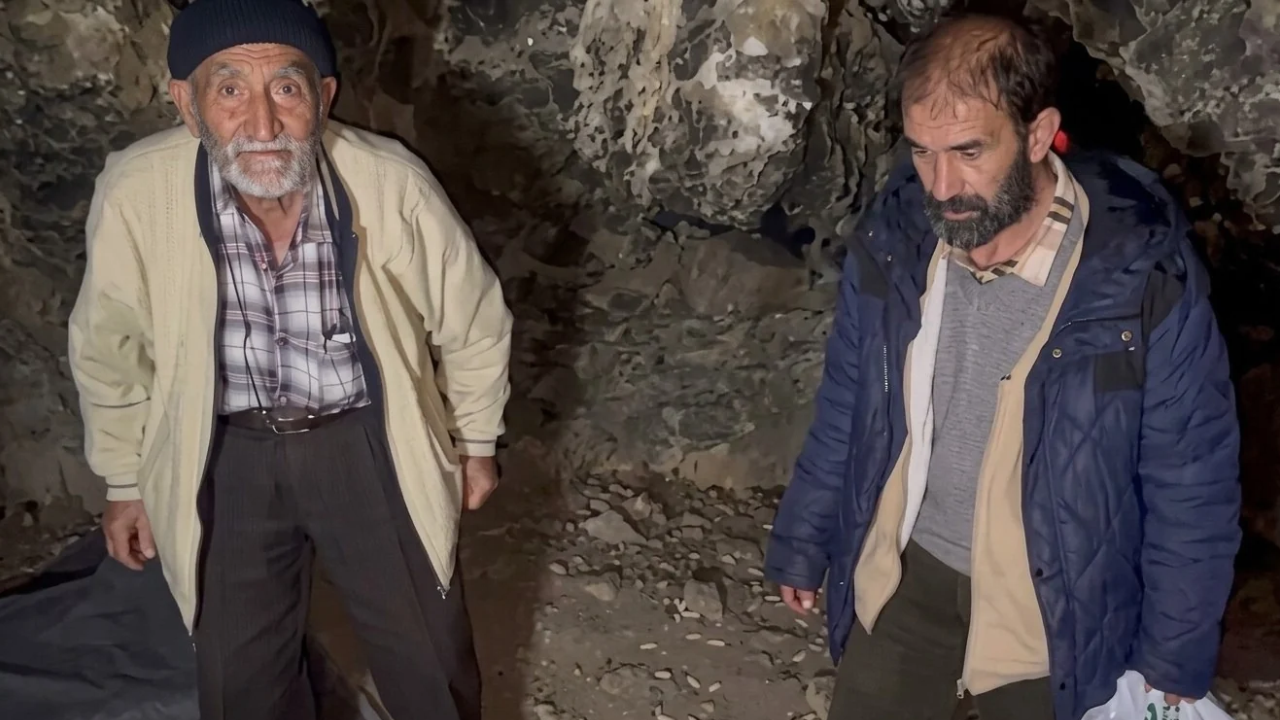 Yürekleri dağlayan hikaye! Oğlunun mağarada yaşadığını öğrenen 83 yaşındaki baba soluğu Uludağ’da aldı