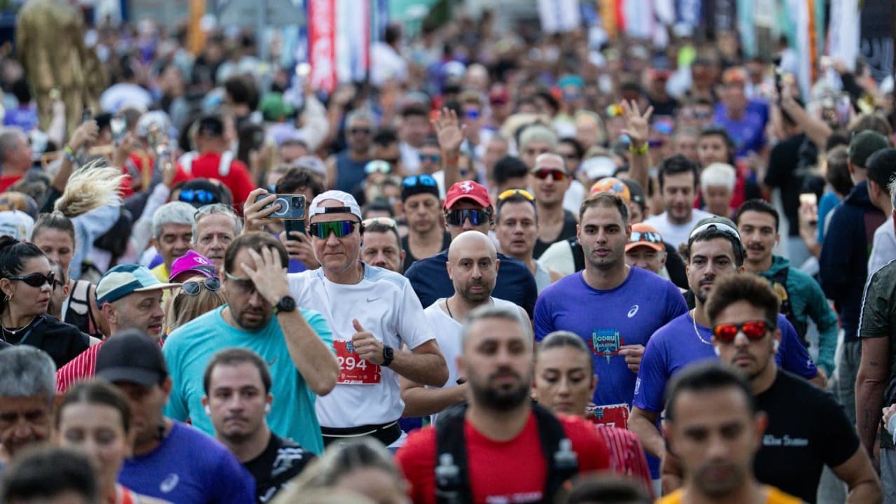 9. Uluslararası Bodrum Yarı Maratonu tamamlandı: Organizasyona 23 ülkeden 2 bin 500 sporcu katıldı görseli