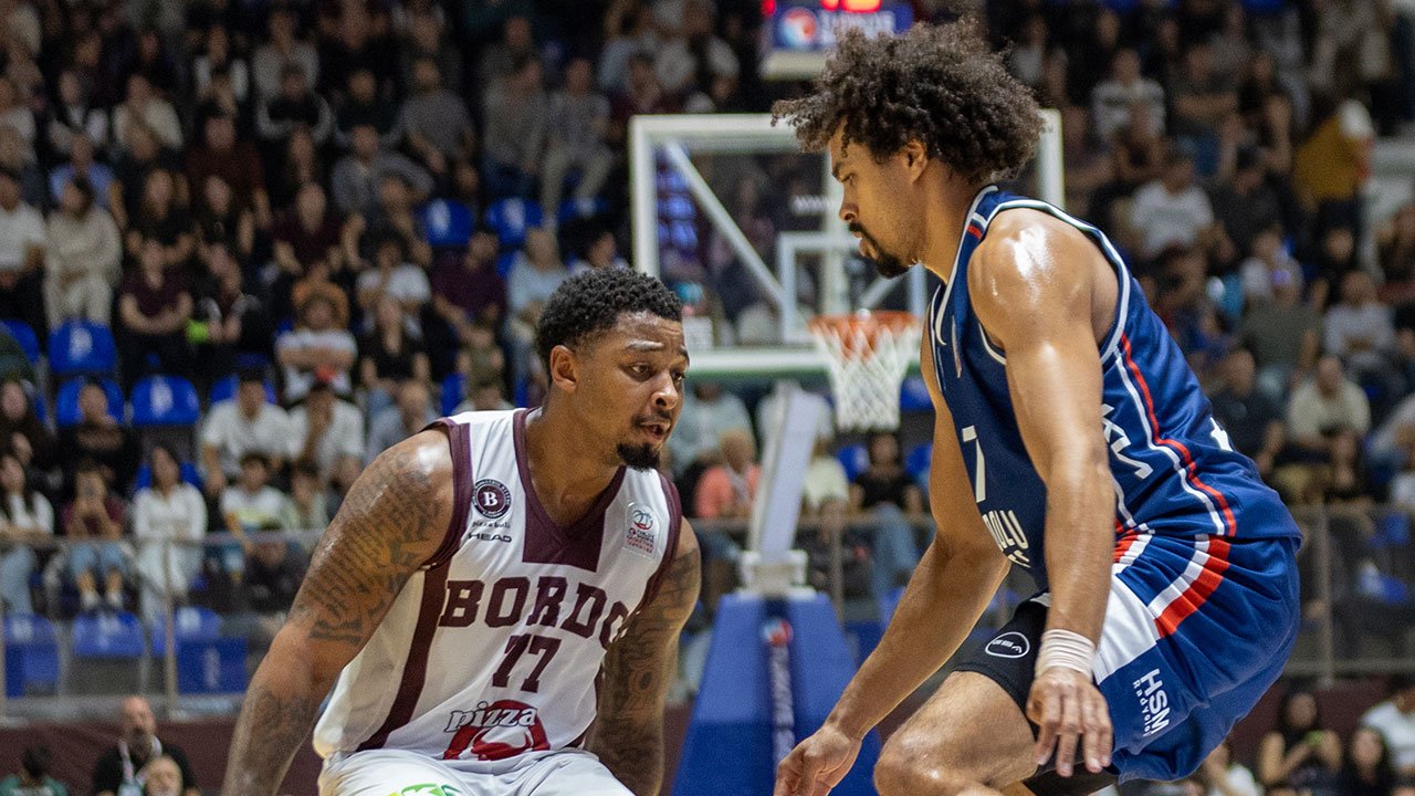 Anadolu Efes, Bandırma'da kazandı