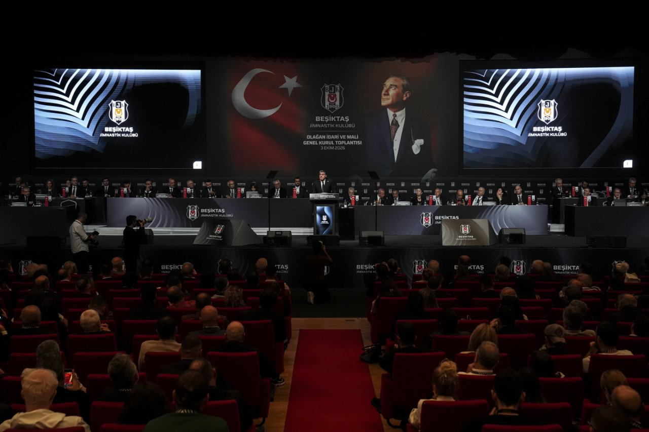 Beşiktaş'ta seçim günü: Serdal Adalı tek aday olarak sandığa giriyor