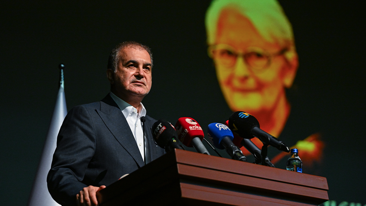 Ömer Çelik, Prof. Dr. Kuçuradi'yi andı