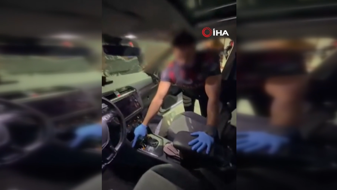 Şüpheli araçtan ‘zula düzeneği’ çıktı! Parfüm kapağı şeklinde mıknatıs, 56 bin 200 TL, 200 dolar…