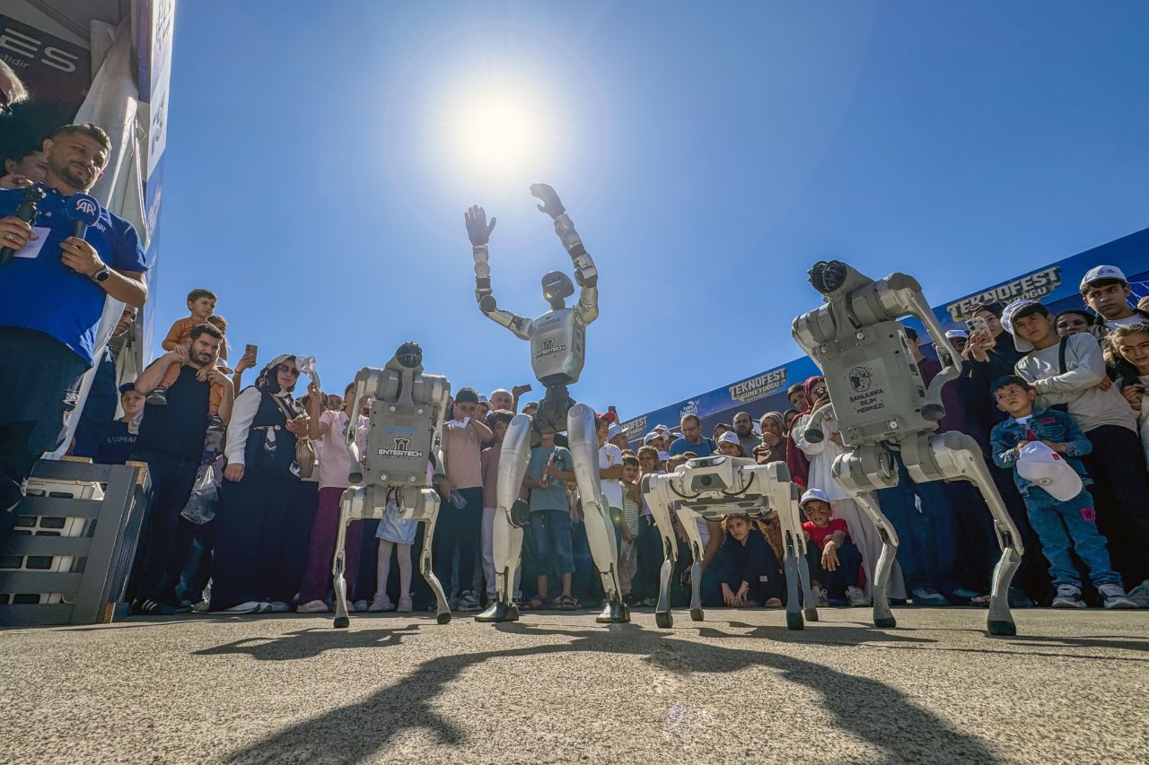 TEKNOFEST Güneydoğu 1 milyonu geçti! Selçuk Bayraktar: Tersine beyin göçü başladı