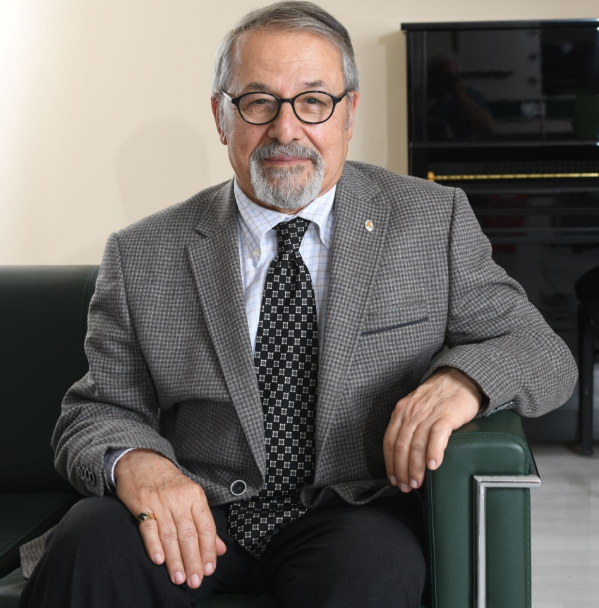 Naci Görür