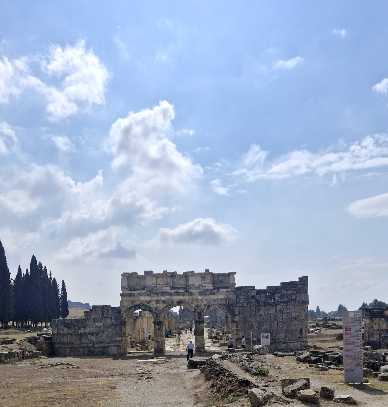Abidevi Çeşme ayağa kalkıyor! Hierapolis'e açık hava müzesi geliyor