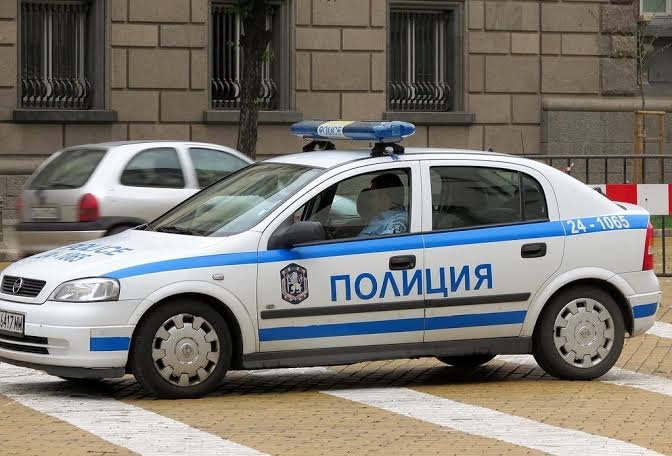 Bulgaristanda bomba paniği! Peş peşe ihbarlar sonrası binalar tahliye edildi
