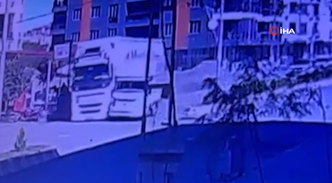Iğdır’da tır sürücüsü dehşeti kamerada! Tartıştığı aracı takip etti, çarptı, sürükledi