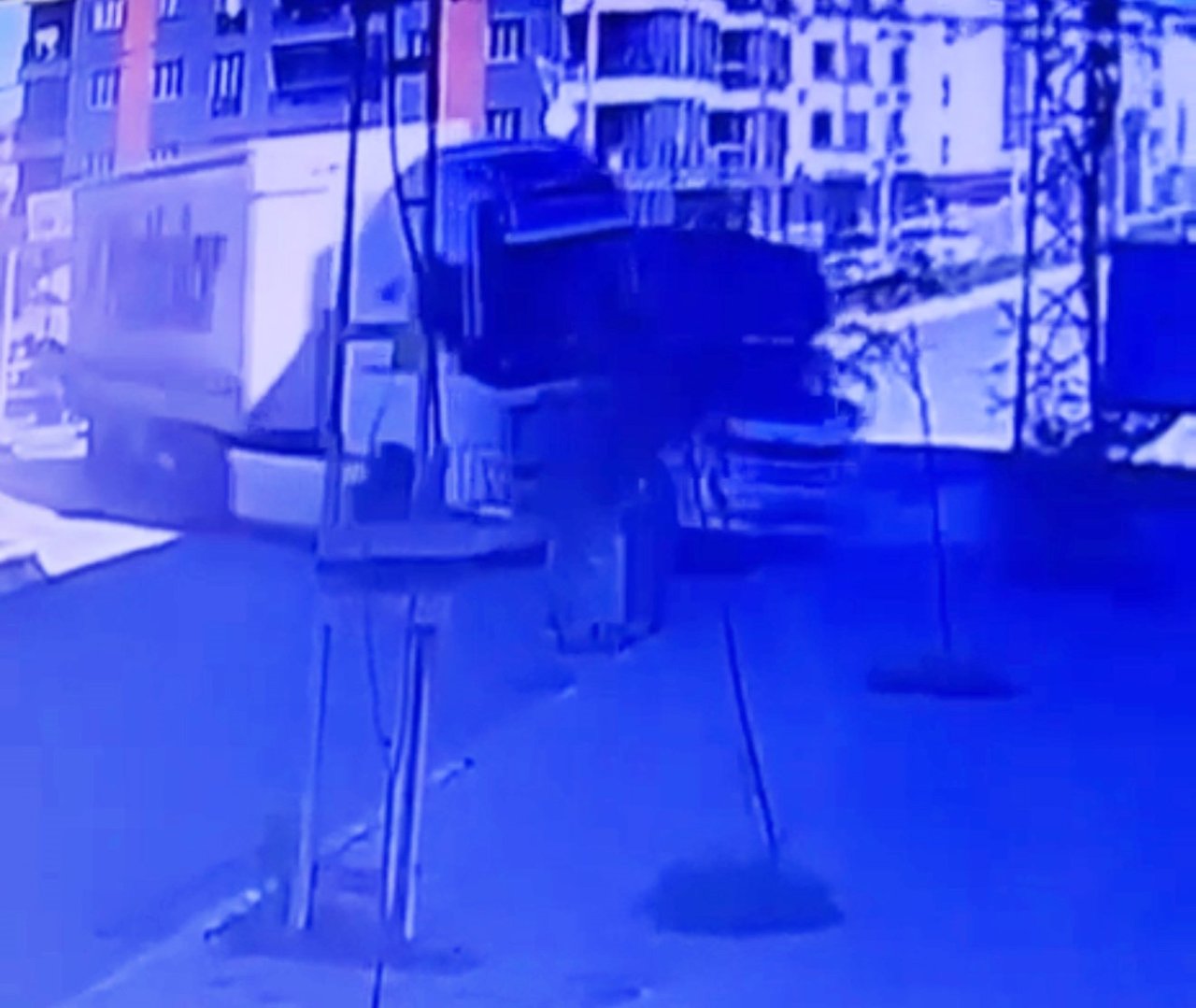 Iğdır’da tır sürücüsü dehşeti kamerada! Tartıştığı aracı takip etti, çarptı, sürükledi