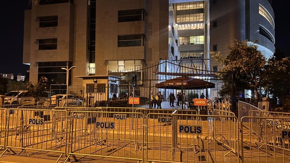 Mersin’de belediyelere yönelik soruşturma! 3 başkan mahkemeye sevk edildi