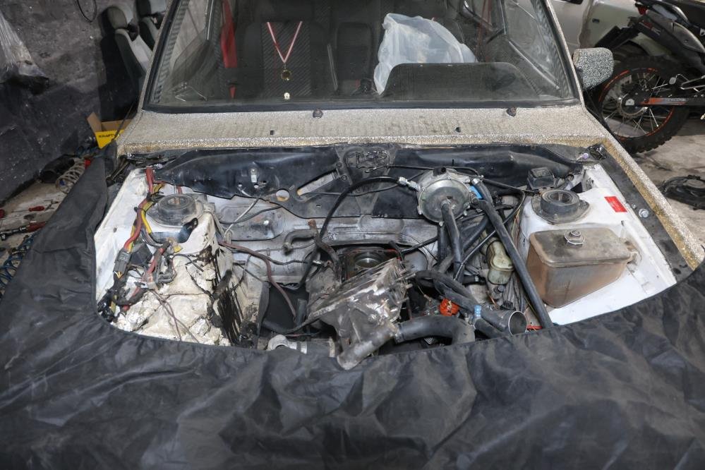 Ceza yememek için 15 dakikada aracını parçaladı! Polis motor suyu sıcaklığından yakaladı