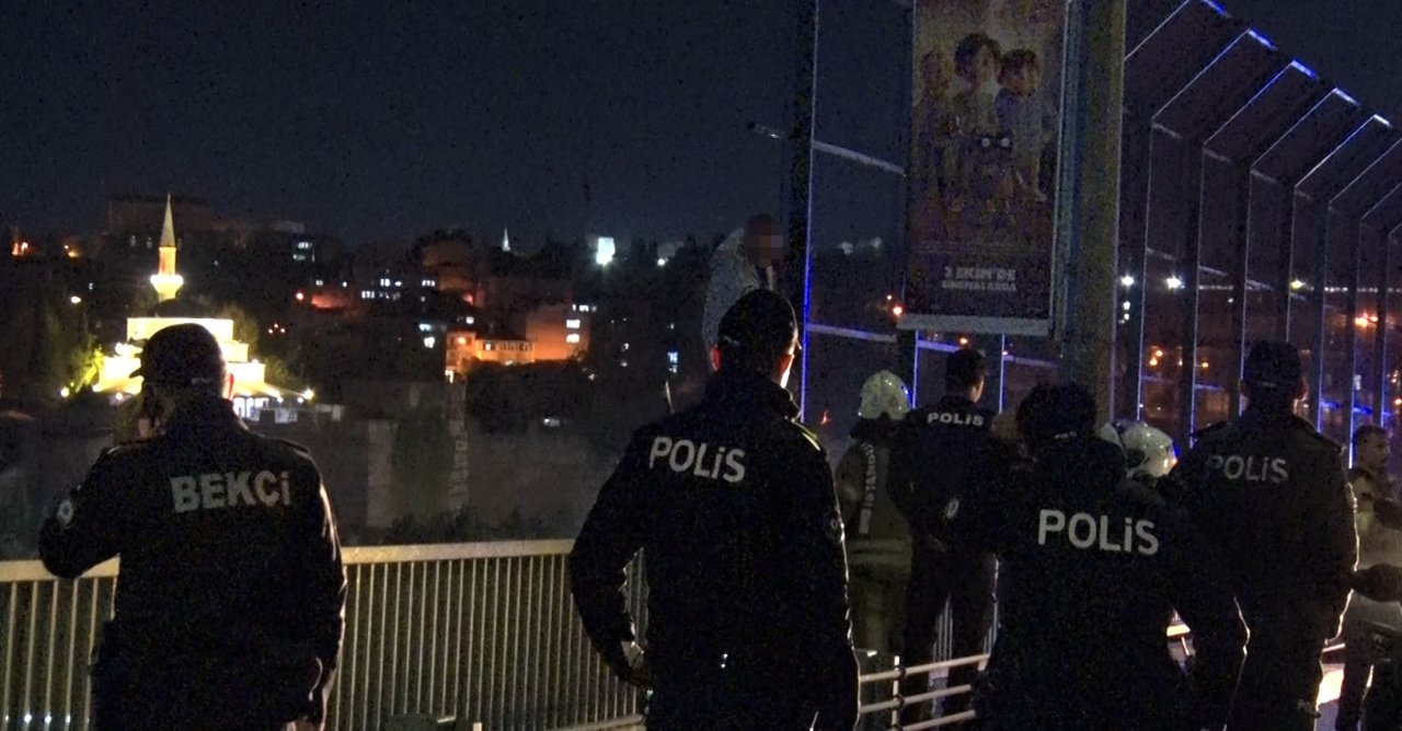 Haliç Köprüsü'nde intihar girişimi! Polis 2 saatte ikna etti
