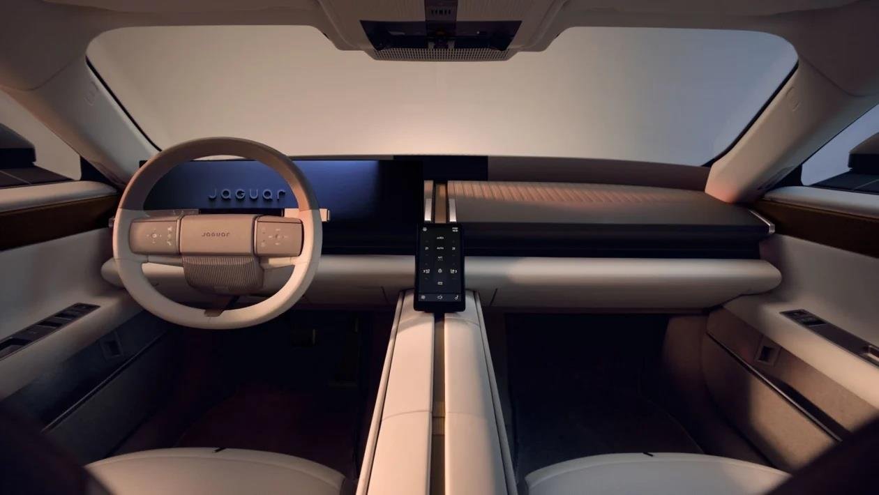 Tartışmalı tasarım üretime taşınıyor: Elektrikli Jaguar Type 01 tanıtılmadan ortaya çıktı