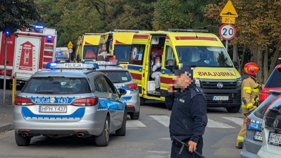 Polonya'da okulda bıçaklı saldırı! 8 kişi yaralandı